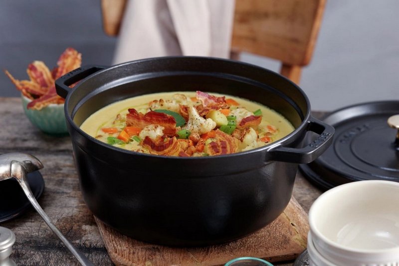 Staub Cocotte rund 28 cm Schwarz 