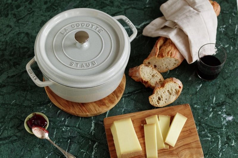 Staub Cocotte rund 22 cm Weisser Trüffel 
