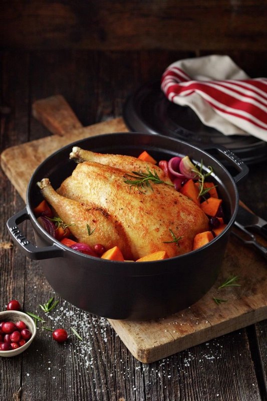 Staub Cocotte rund 26 cm Schwarz 