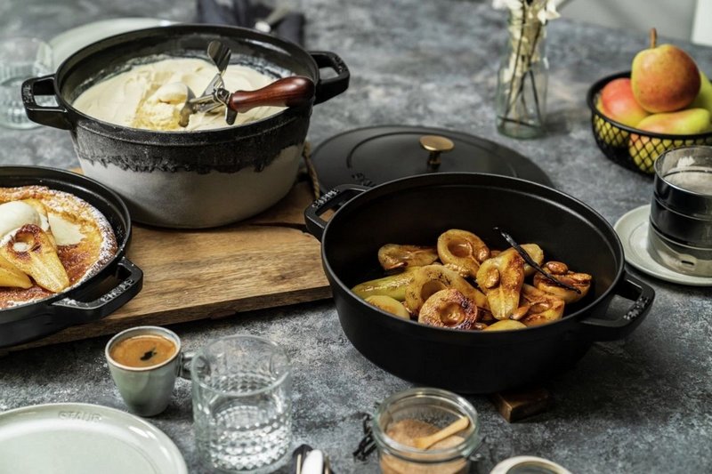 Staub Cocotte rund 24 cm Schwarz stackable 