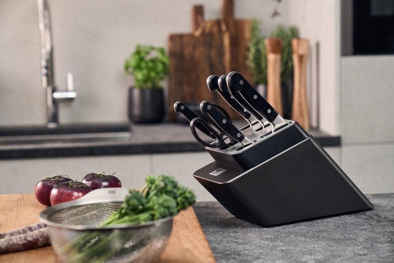 Zwilling Pro Selbstschärfender Messerblock 