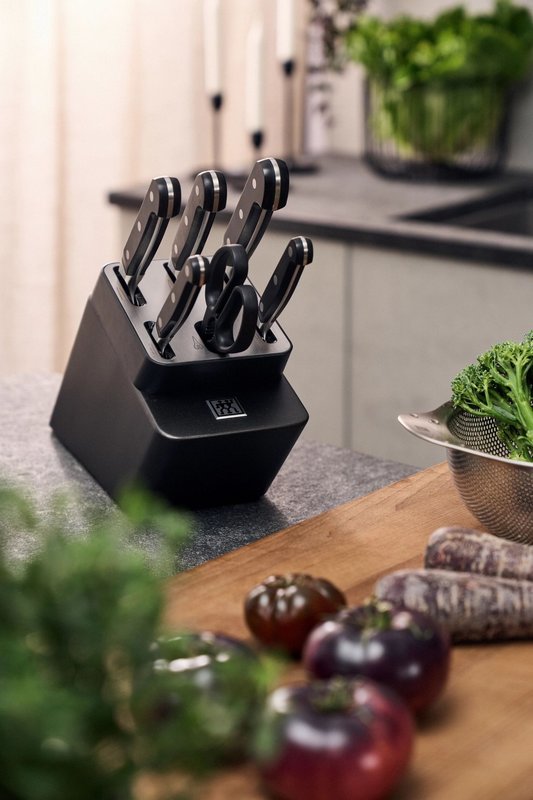 Zwilling Pro Selbstschärfender Messerblock 