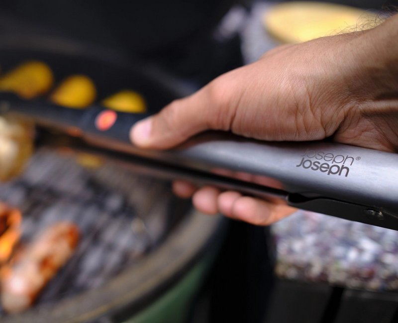 JosephJoseph Zange GrillOut BBQ einziehbarer Kopf 