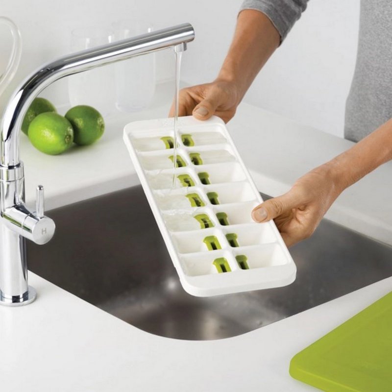 Joseph Joseph Quicksnap Plus Eiswürfelbehälter weiss blau 13x32.2x3.5 cm 