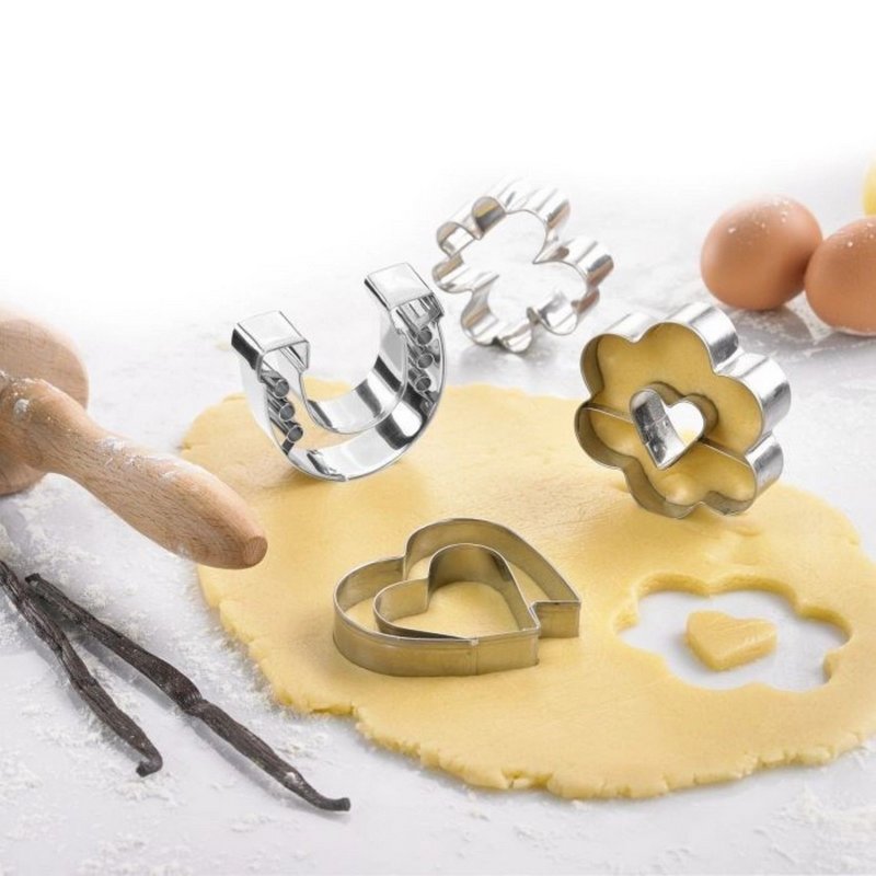 Westmark Ausstechform Glück und Liebe 
