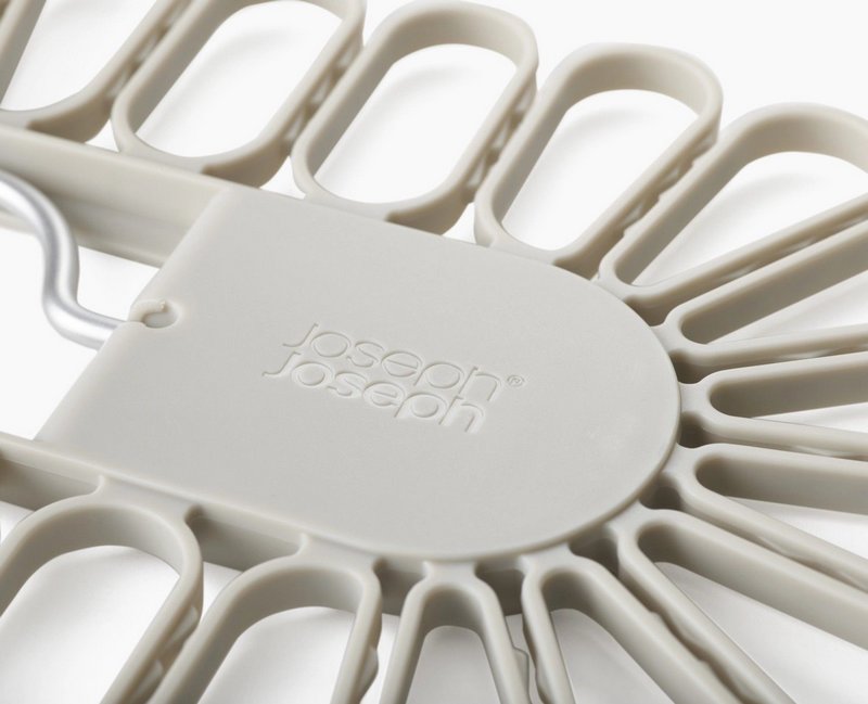 Joseph Joseph Petal Kleiderbügel für Kleinteile in Blütenform für 22 Stück 