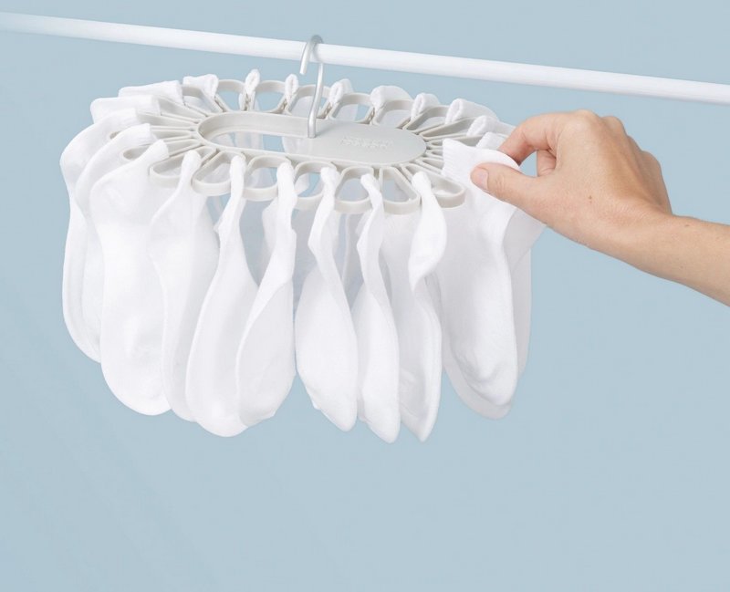 Joseph Joseph Petal Kleiderbügel für Kleinteile in Blütenform für 22 Stück 