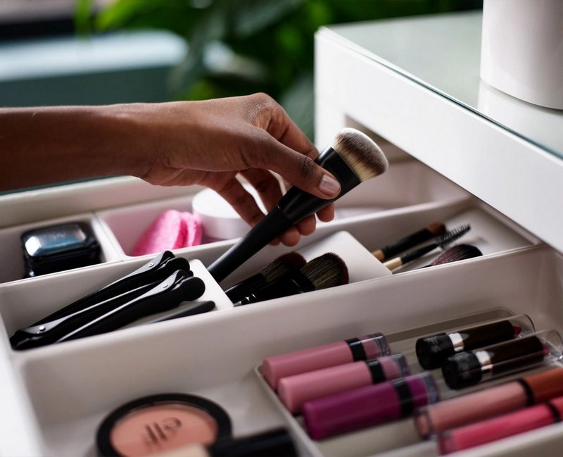 Joseph Joseph Viva 12 tlg. Makeup Organiser Set Shell 