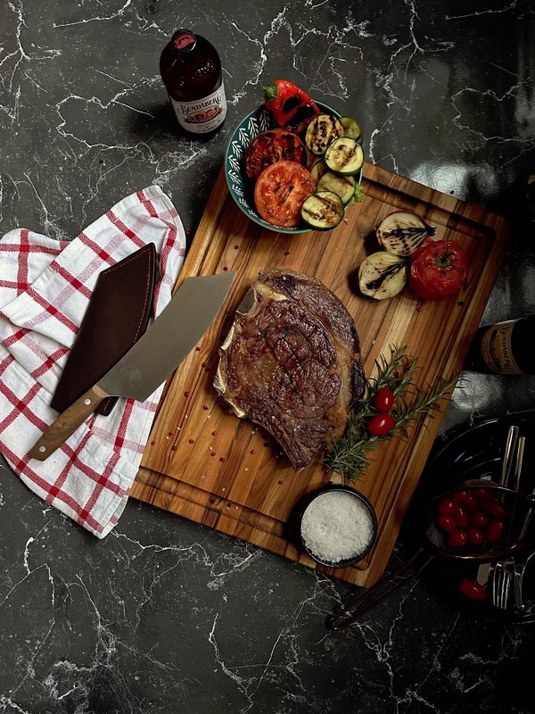 teakhaus Servierbrett Scandi Grill mit tiefer Saftrille 