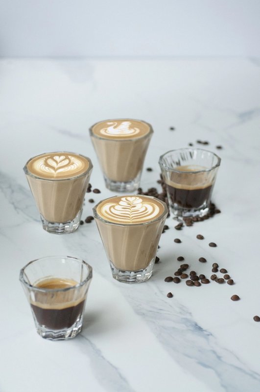 Loveramics Twisted Cappuccino Glas 180ml klar 