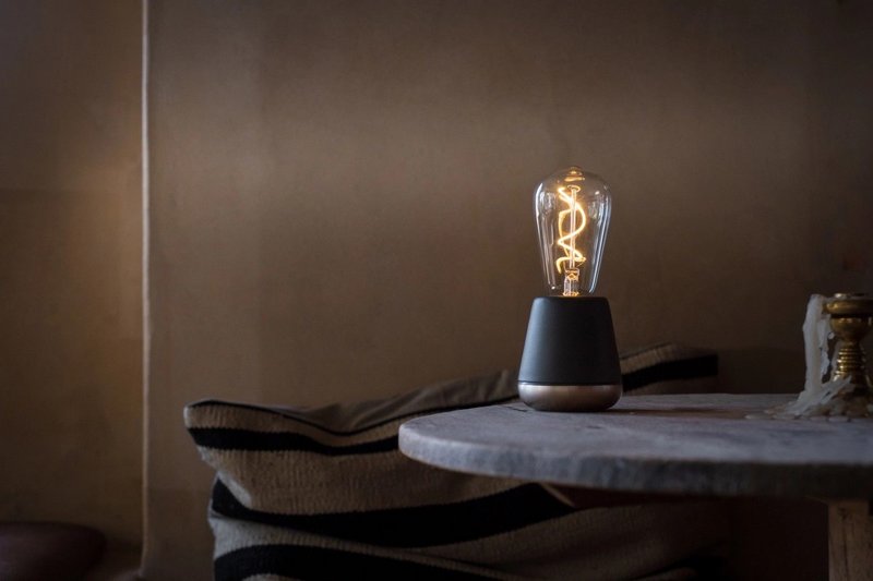 Humble Light Tischlampe One dunkelgrau 