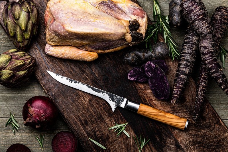 Forged Olive Ausbeinmesser 