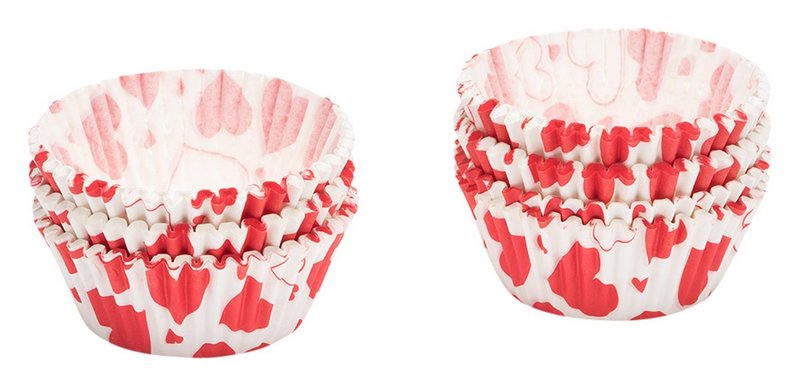 PATISSE Papierförmchen weiss rote Herzen 5 cm 