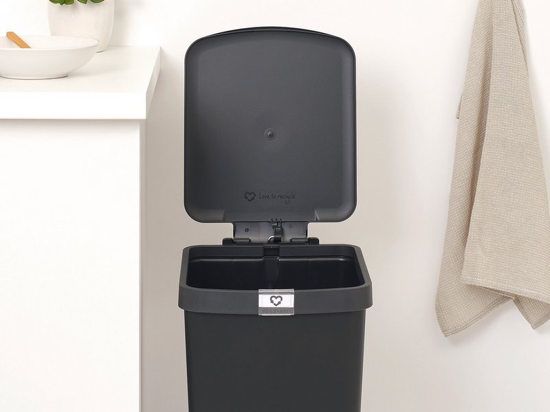 BRABANTIA Treteimer StepUp dark grey 25 l 