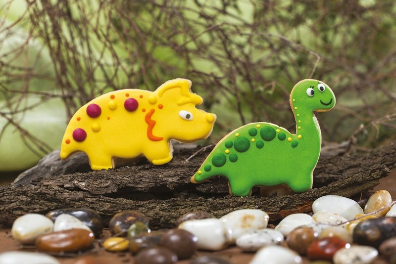DECORA Ausstecher 2er Dino auf Karte 