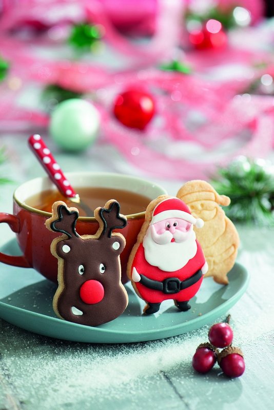 DECORA Ausstecher 2er Weihnachtsmann & Rentier auf Karte 