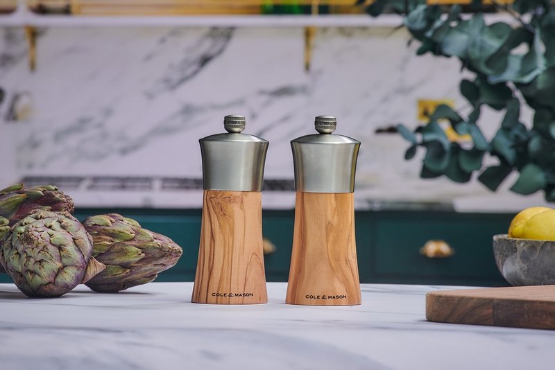 COLE MASON Pfeffermühle Bromley Olivenholz 