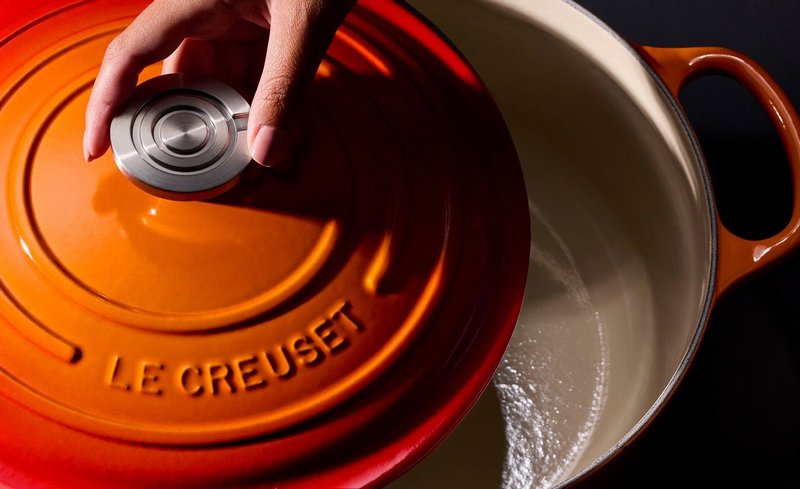 LE CREUSET Bräter Signature ofenrot Crucible 24cm 