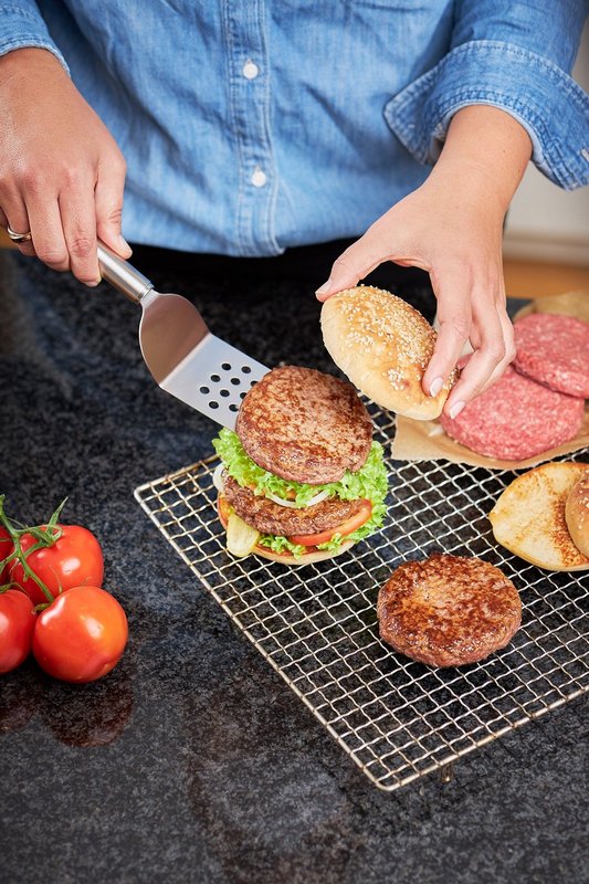 RÖSLE Sandwich-Palette gekröpft und gelocht 32 cm 