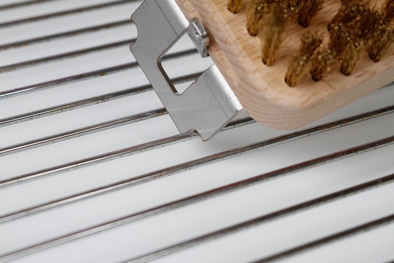 EBNAT Grillbürste mit Kratzer Klicksystem 33 cm 